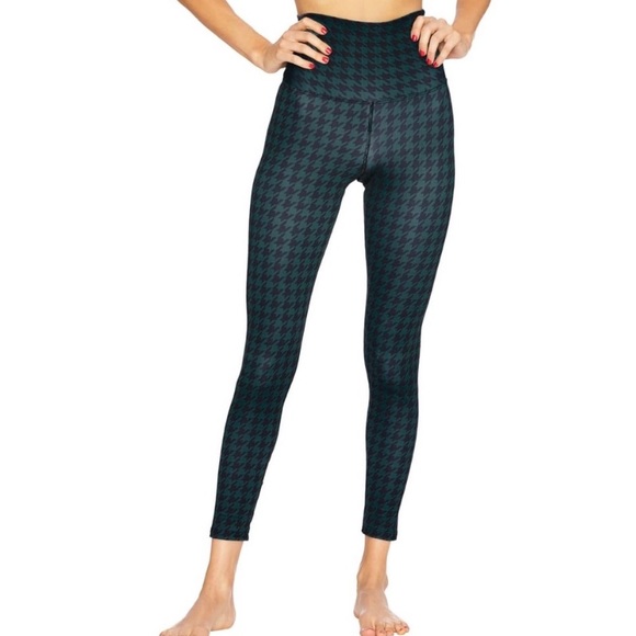 Beach Riot Pants - Beach Riot piper plaid high rise leggings size S